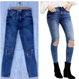 Free People distressed Jeans | SIZE 27